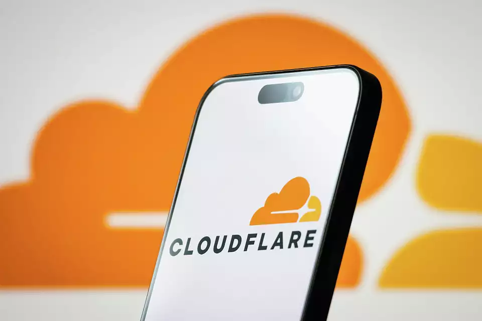 Apagón Masivo de Internet: Google, Cloudflare, Character.AI, Twitch...